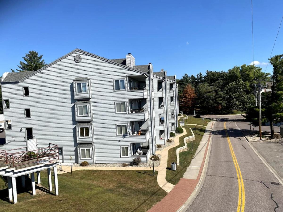 Dells Suite Dreams At Lighthouse Cove Condominiums ウィスコンシン デルズ エクステリア 写真