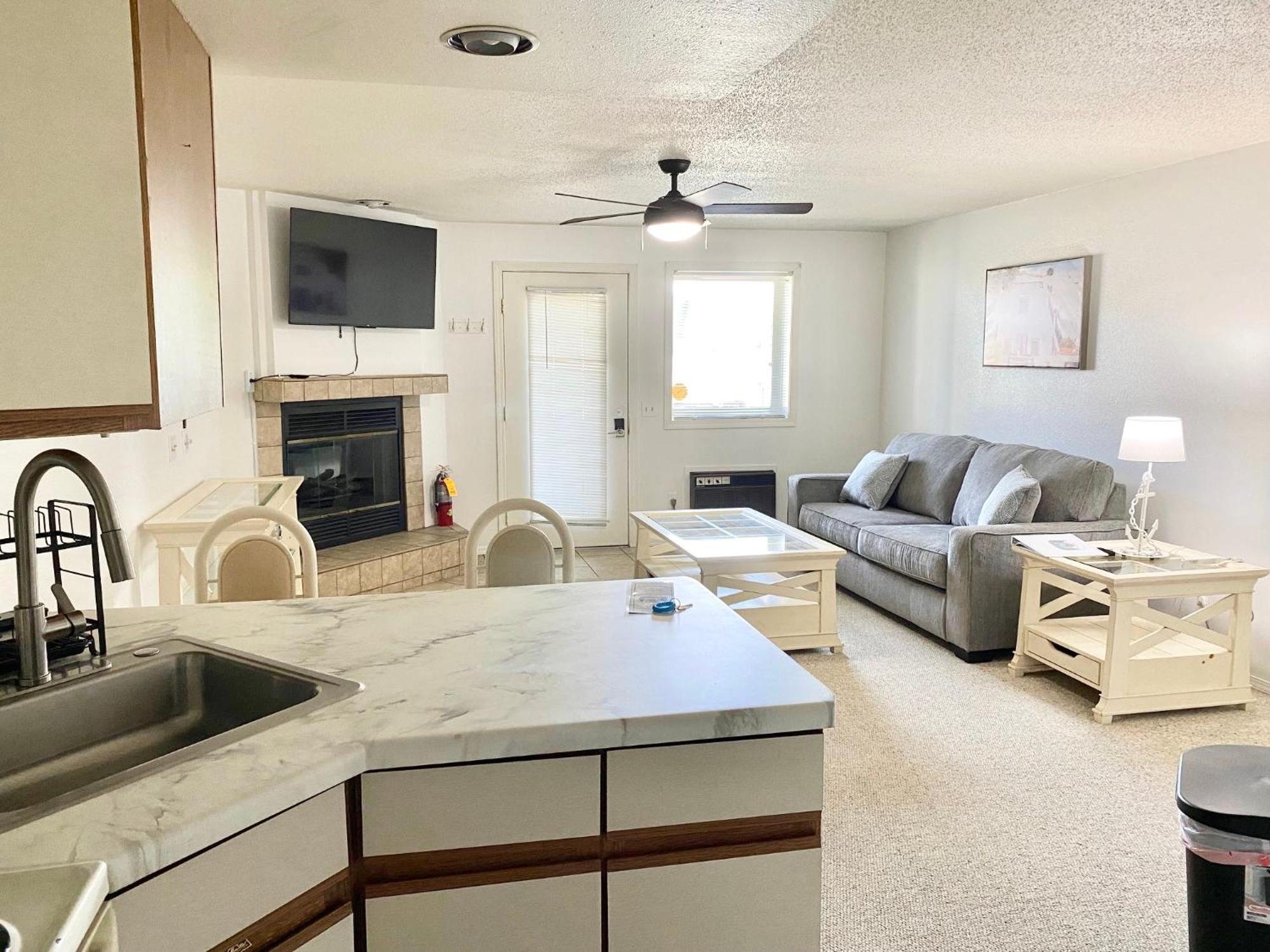 Dells Suite Dreams At Lighthouse Cove Condominiums ウィスコンシン デルズ エクステリア 写真
