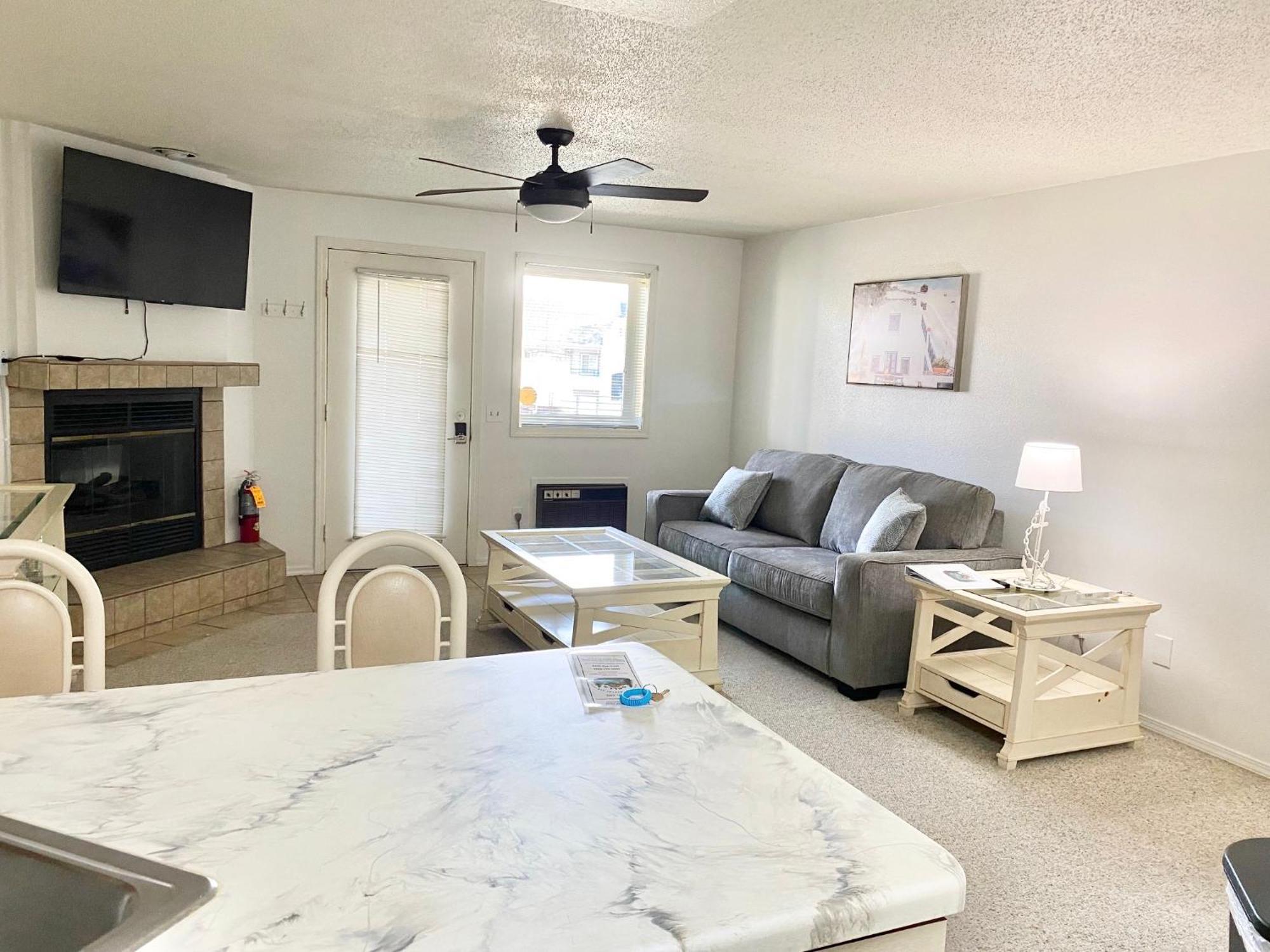 Dells Suite Dreams At Lighthouse Cove Condominiums ウィスコンシン デルズ エクステリア 写真