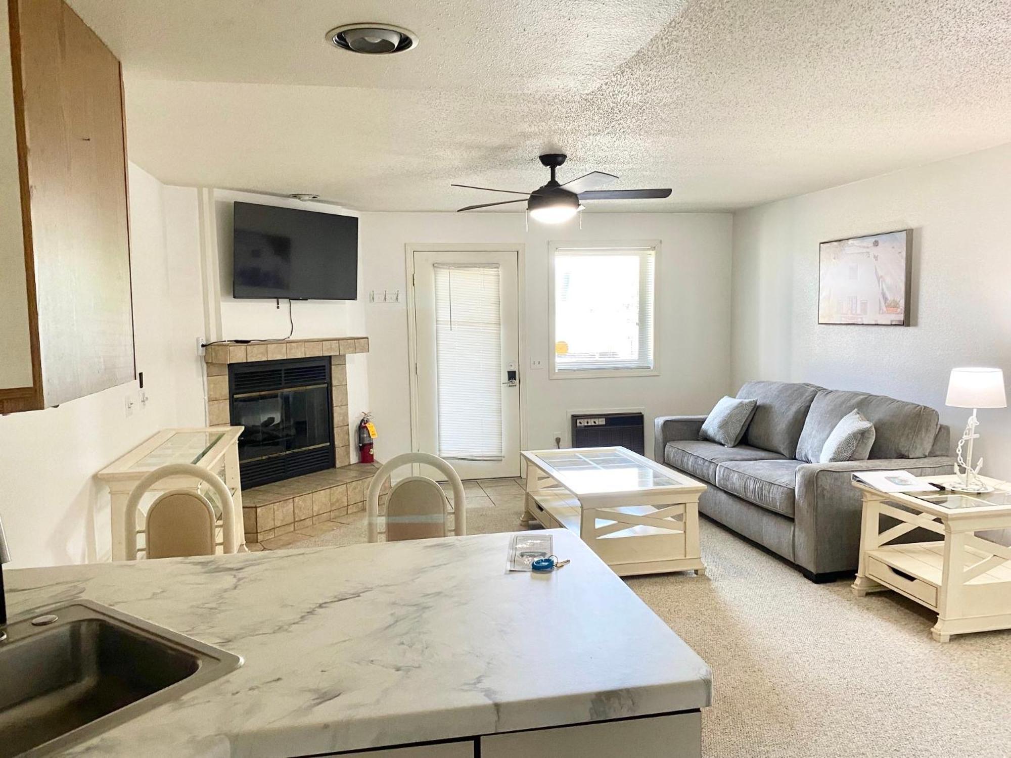 Dells Suite Dreams At Lighthouse Cove Condominiums ウィスコンシン デルズ エクステリア 写真